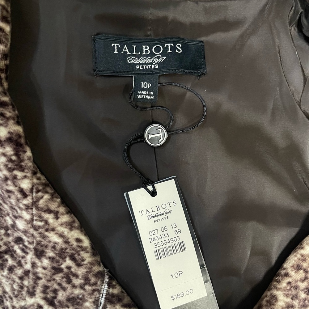 Talbots‎ - Picture 2 of 6